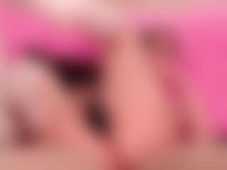 Lusty-Freya's Live Sex Cam Show