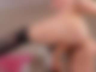 Lusty-Freya's Live Sex Cam Show