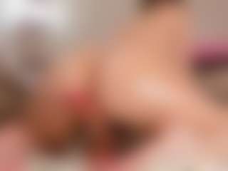 Lusty-Freya's Live Sex Cam Show