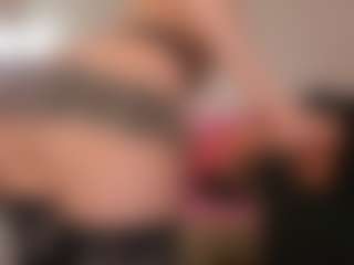 Lusty-Freya's Live Sex Cam Show