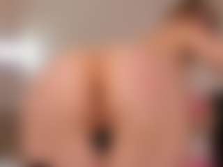 Lusty-Freya's Live Sex Cam Show