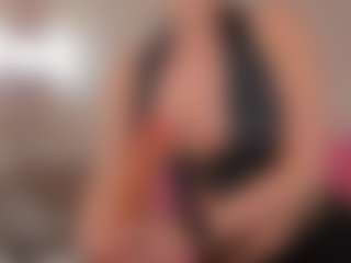 Lusty-Freya's Live Sex Cam Show