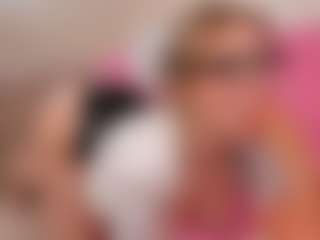Lusty-Freya's Live Sex Cam Show