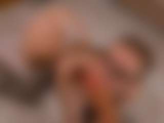 Lusty-Freya's Live Sex Cam Show