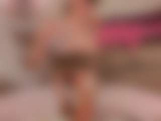Lusty-Freya's Live Sex Cam Show