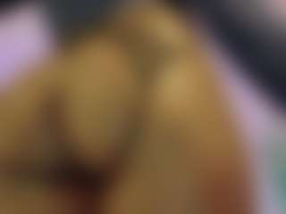 Live cam show with Candice - Thick on Camsoda
