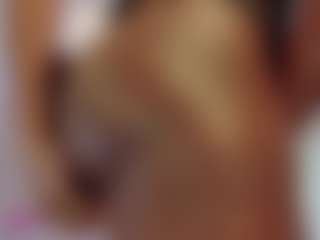 Live cam show with Candice - Ebony Teen (18+) on xxxlivecams.org