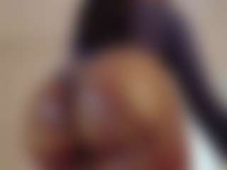 Show in cam erotica live di Candice