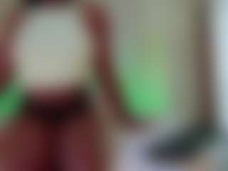 Live cam show with Candice - Bedroom on Dolls Live