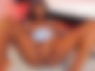 Spettacolo in cam dal vivo con Brittanyjhonnns - New Ebony su Camsoda | colombia