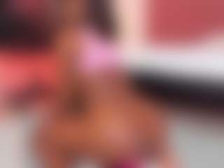 Brittanyjhonnns's Live Sex Cam Show