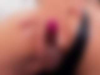 greta_beaumont's Live Sex Cam Show