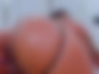 greta_beaumont's Live Sex Cam Show