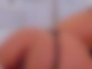 Live cam show with greta_beaumont - Dildo Or Vibrator on SpankPalCams