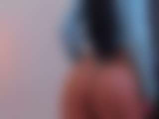 Live cam show with greta_beaumont - Twerk on Gym Cam Girls