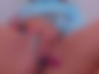 Live cam show with greta_beaumont - Thong on fapnchat