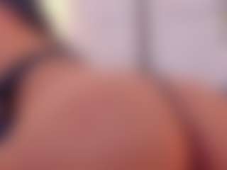 greta_beaumont's Live Sex Cam Show