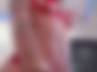 Live cam show with greta_beaumont - Anal on Soda Cam