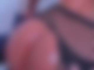 greta_beaumont's Live Sex Cam Show
