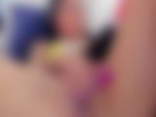 Live cam show with greta_beaumont - Thong on Fling VIP Chat