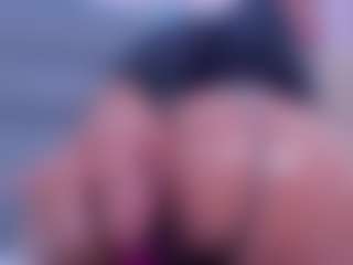 greta_beaumont's Live Sex Cam Show