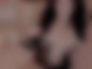 Live cam show with xlau123x - Oil on crypto-cams