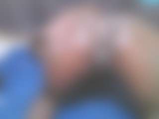 Live cam show with AFRI-QUEEN - Flashing on Sex Cam Show