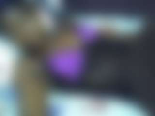 Live cam show with AFRI-QUEEN - Small Ass on StripNow