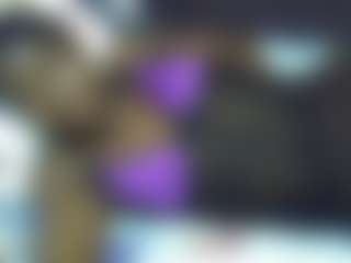 Live cam show with AFRI-QUEEN - Small Ass on CamClone