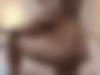 Live cam show with Amberr-Greyy - Nipple Piercings on CamClone
