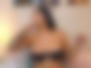 Live cam show with Amberr-Greyy - Nipple Piercings on crypto-cams
