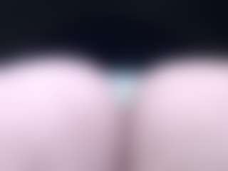 Live cam show with lorenitha - HD on TeamSkeetLive