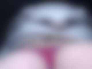 Live cam show with lorenitha - Ejaculation on Camsoda