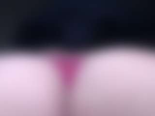 Live cam show with lorenitha - Spank on Milfs Live