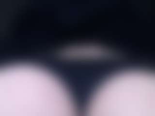 Live cam show with lorenitha - Cumshot on Soda Cam