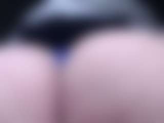 Live cam show with lorenitha - Young Adult on Camsoda