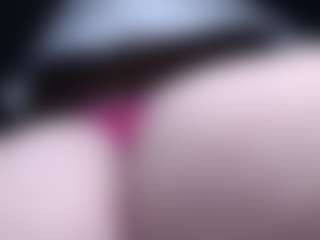 Live cam show with lorenitha - Submissive on crypto-cams