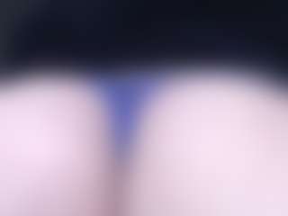 Live cam show with lorenitha - Average on Camsoda