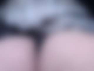 Live cam show with lorenitha - Drinking on madthumbs