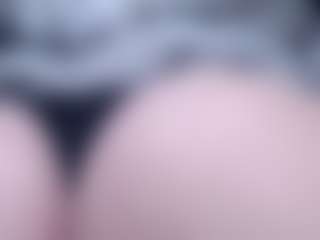 Live cam show with lorenitha - Orgasm on LiveSexCams6