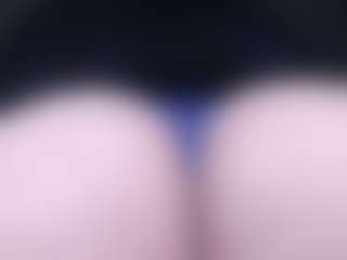 Spettacolo in cam dal vivo con lorenitha - Cumshot su Camsoda
