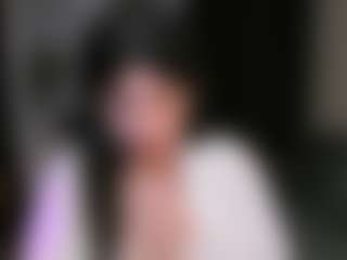 Live cam show with Molaganna - Camel Toe on liverealitysex.com