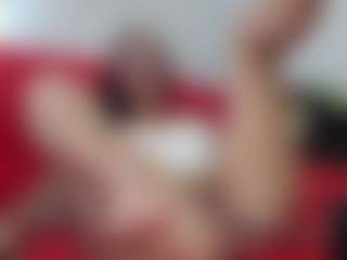 Live cam show with veronika88 - Brown Hair MILF on eurowanks.com