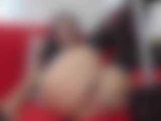 veronika88 MILF webcam performer live streaming