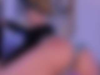 ZaraaPearce's Live Sex Cam Show
