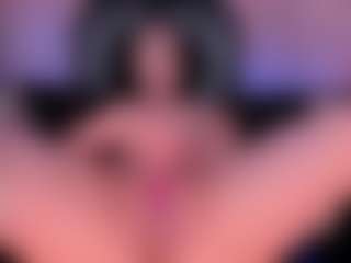 Live cam show with ZaraaPearce - Athletic on https://playwithruby.com