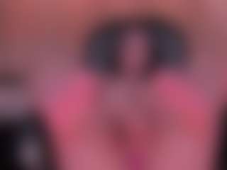 Live cam show with ZaraaPearce - Athletic Shaved Pussy on xxxlivecams.org