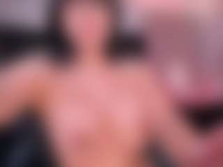 ZaraaPearce's Live Sex Cam Show
