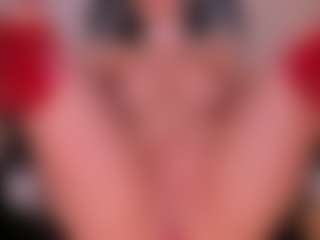 ZaraaPearce's Live Sex Cam Show