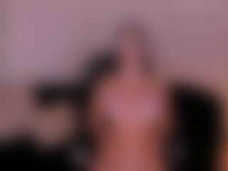 ZaraaPearce's Live Sex Cam Show